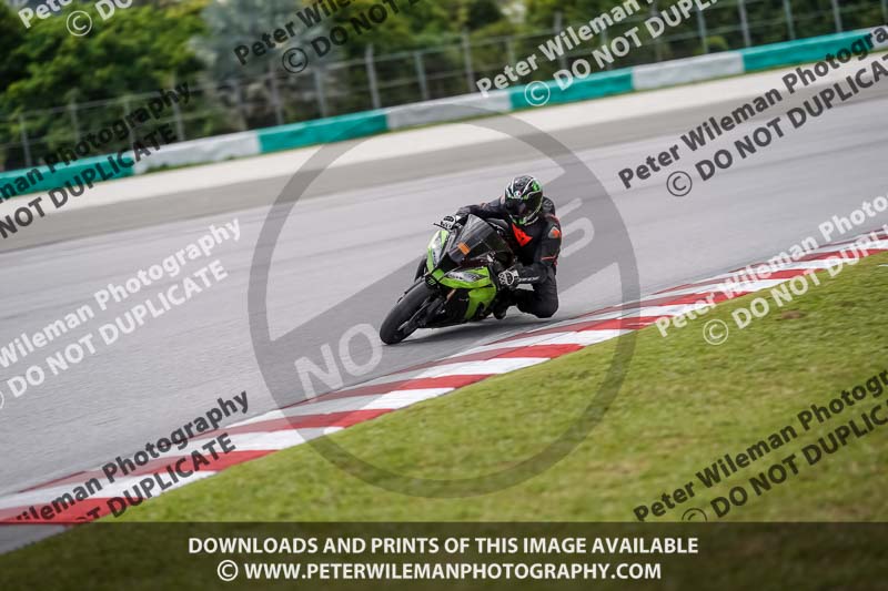 Sepang;event digital images;motorbikes;no limits;peter wileman photography;trackday;trackday digital images